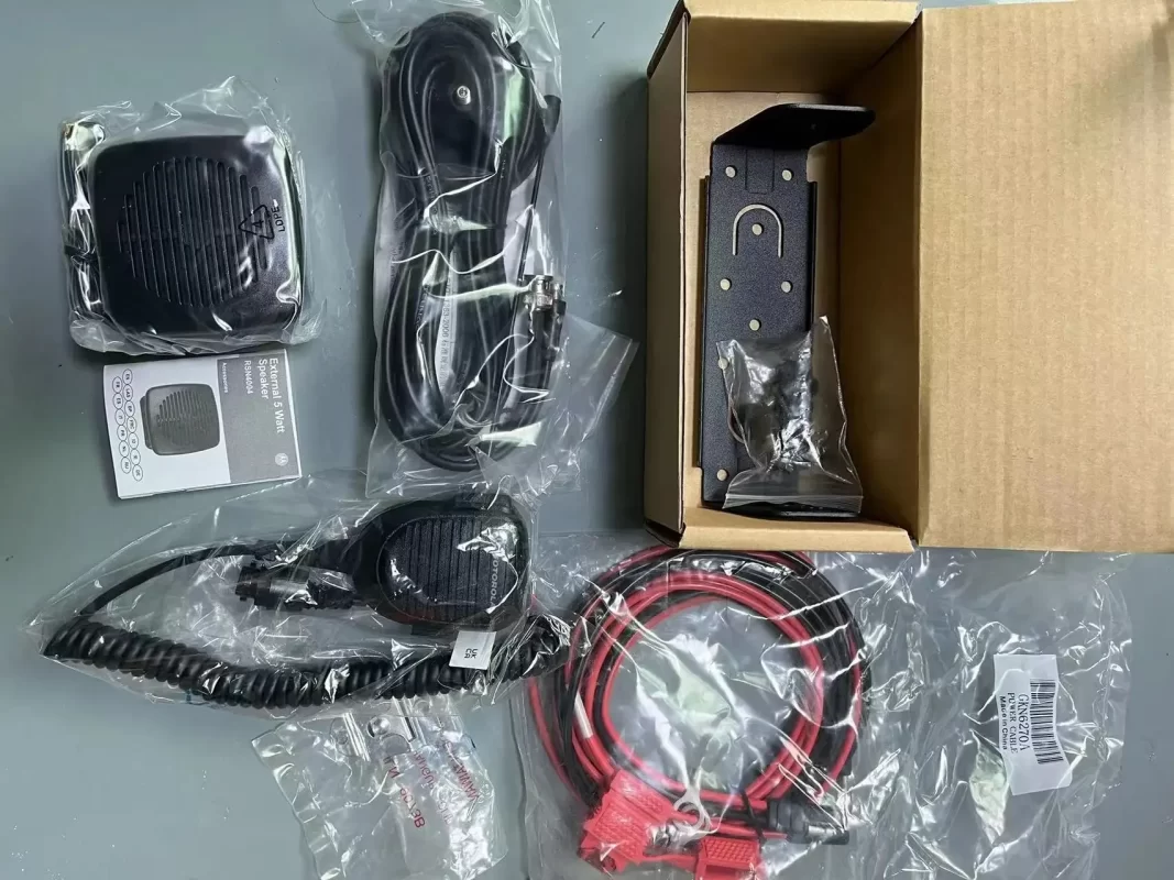 Motorola MTM5200 MTM5400 MTM5500 راديو متنقل 380-430MHz 350-390MHZ 806-870MHZ