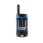 Motorola TLKR-T40 walkie talkie es libre de licencia e incluye funciones clave como pantalla LCD, 8 canales y hasta 4 km