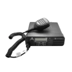 Radio móvil de doble banda Motorola XIR M8260, 25W IP68