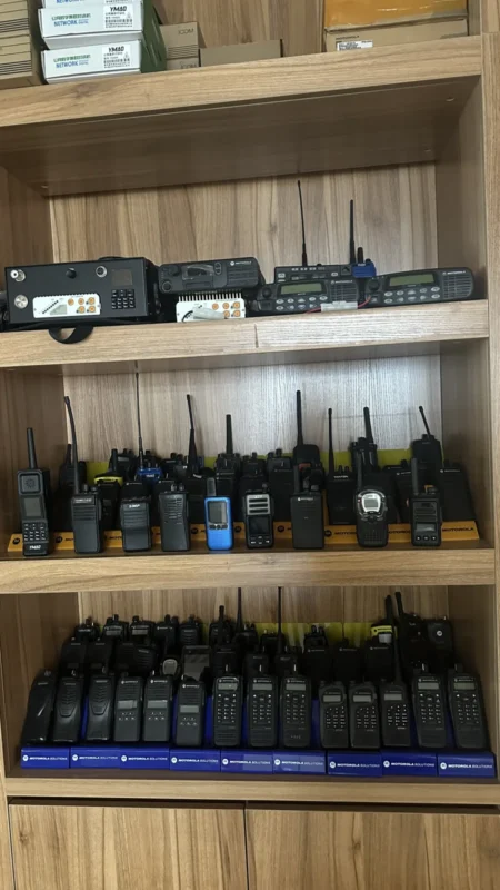 Motorola Pmae4094 Antennas - in-hand use