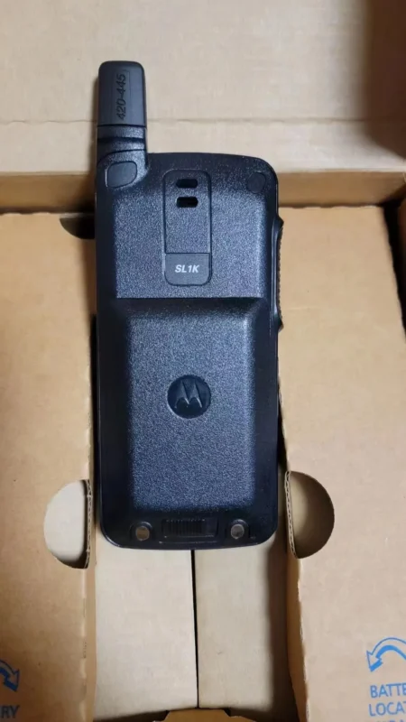 Detail shot of the SL4000e 3W UHF digital handheld two-way radio