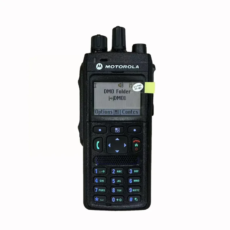 Front view of the Motorola MTP3550 TETRA portable radio with antenna